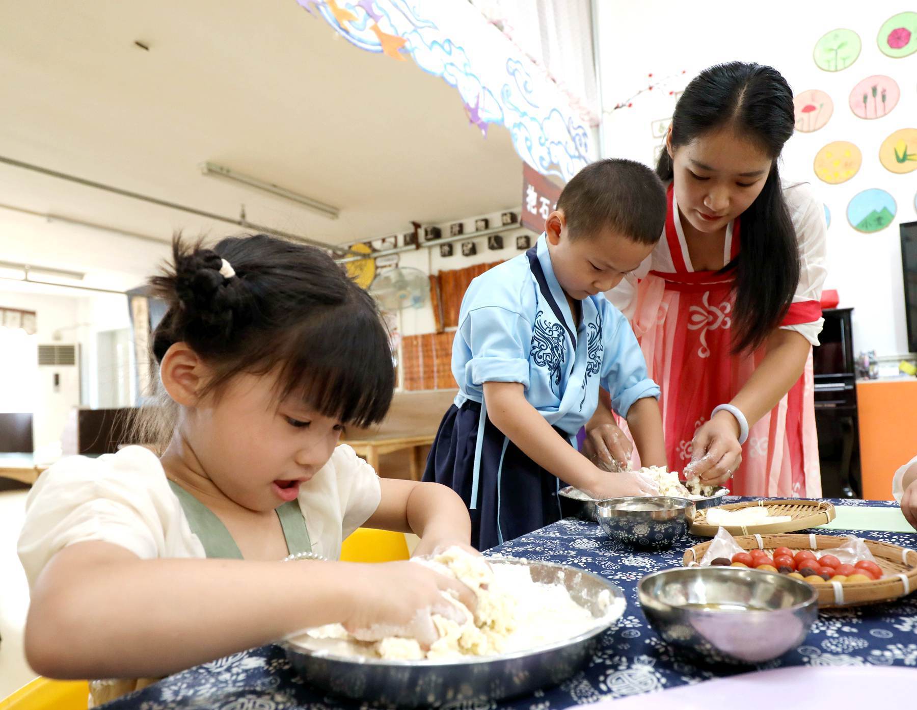 多彩活動慶中秋